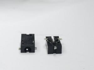 GNIAZDO ZASILANIA 0.7mm 3PIN SMD FlyTouch