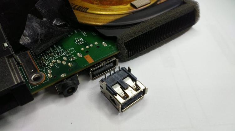 zastępuje gniazdo GNIAZDO PORT ZŁĄCZE USB LENOVO THINKPAD T420s (GNIAZDO CZARNE KOŁO PORTU AUDIO)