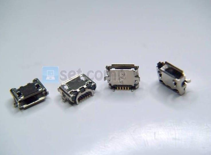 ORYGINALNE GNIAZDO TESCO HUDL Model HT7B16S3 7-cal