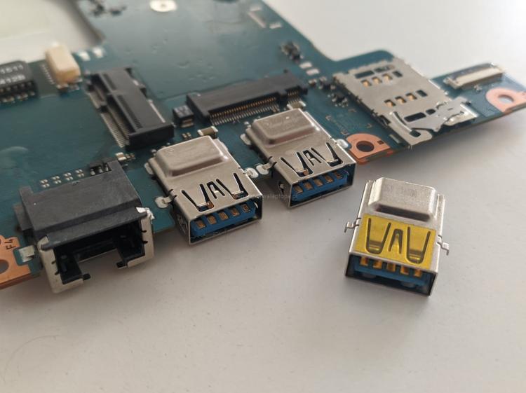 kompatybilność z płytą toshiba z30-b z30 FUX2SY1 A3927A