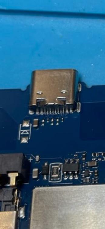 maxcom mm724 gniazdo złącze port usb typ c