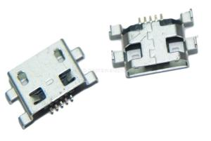 GNIAZDO MIKRO USB TABLET  MP4 MP5 9.55*6.20*2.40mm