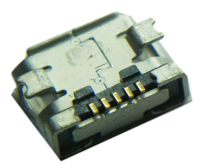 5601935845