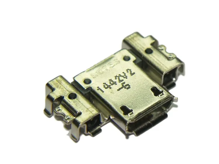 5601935211