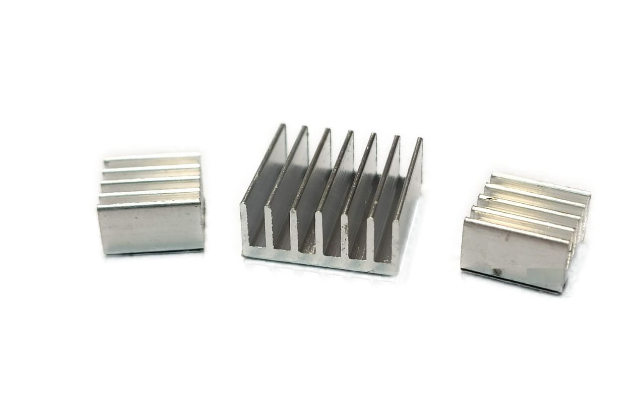 zestaw radiatorów  do raspberry pi 3szt z taśmą